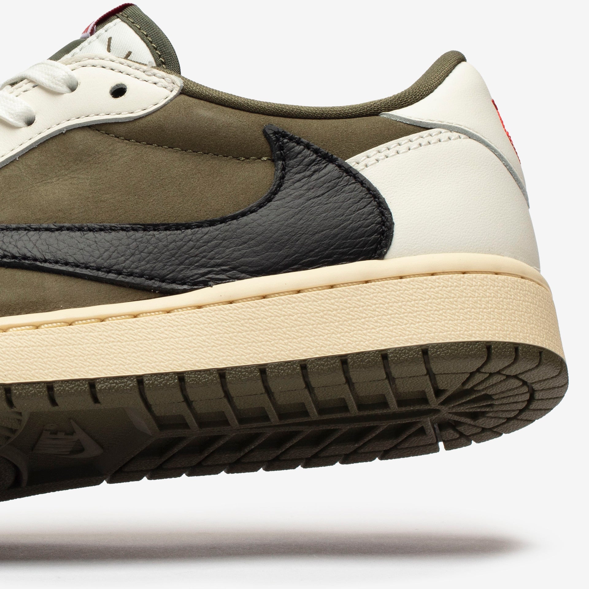 Jordan 1 Retro Low OG SP x Travis Scott 'Medium Olive'