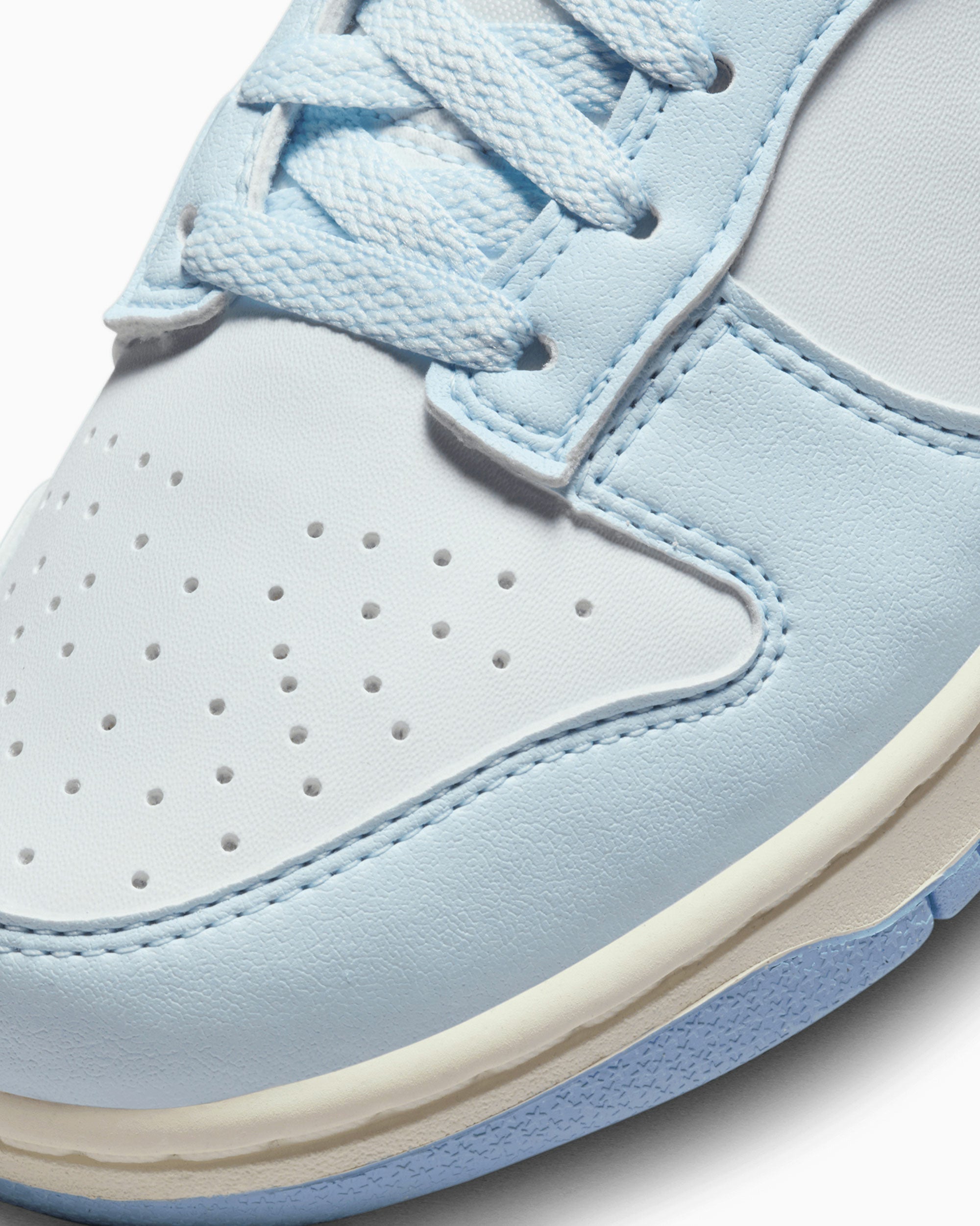 Nike Dunk Low Next Nature 